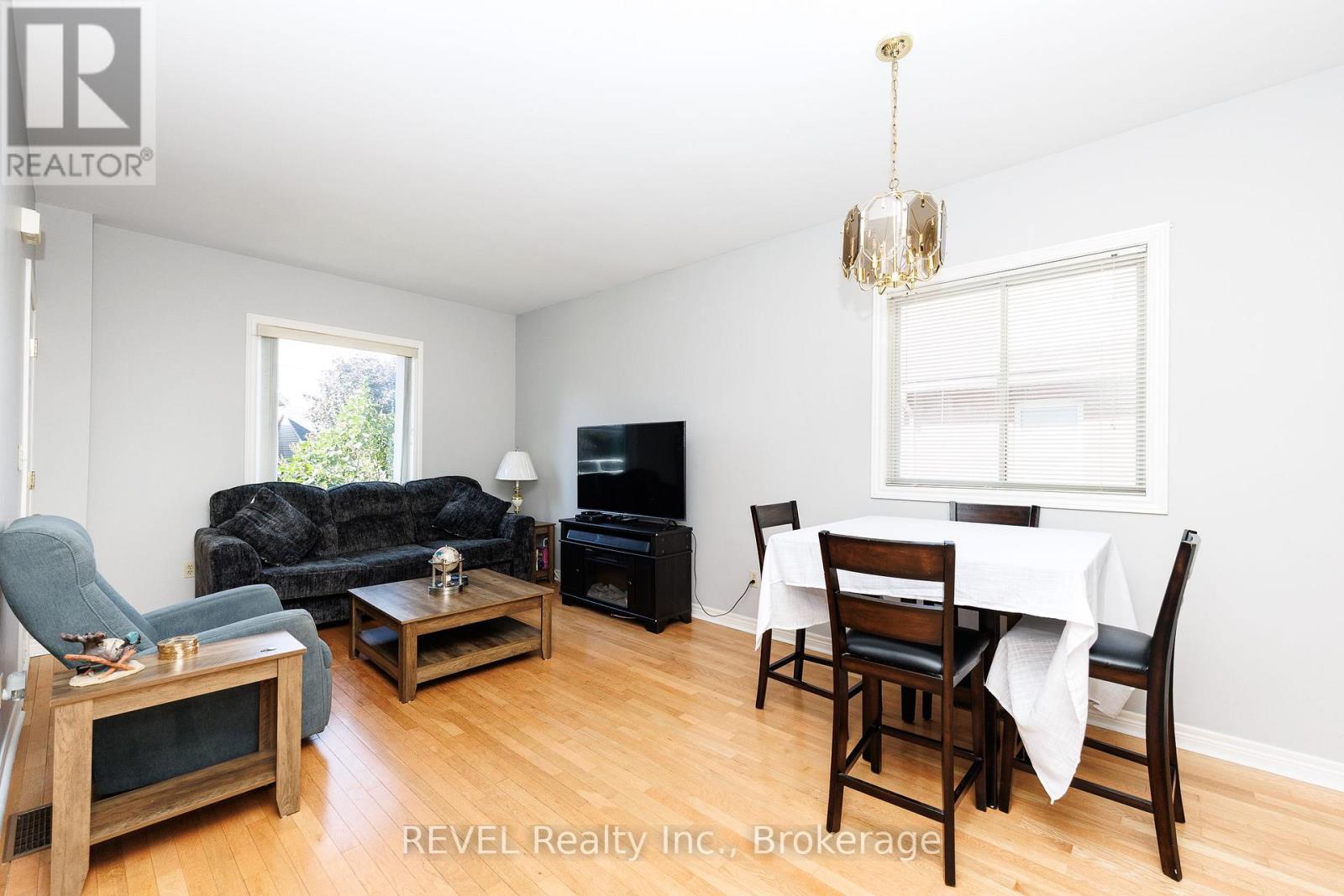 4991 Huron Street, Niagara Falls, Ontario  L2E 2J6 - Photo 10 - X13543126