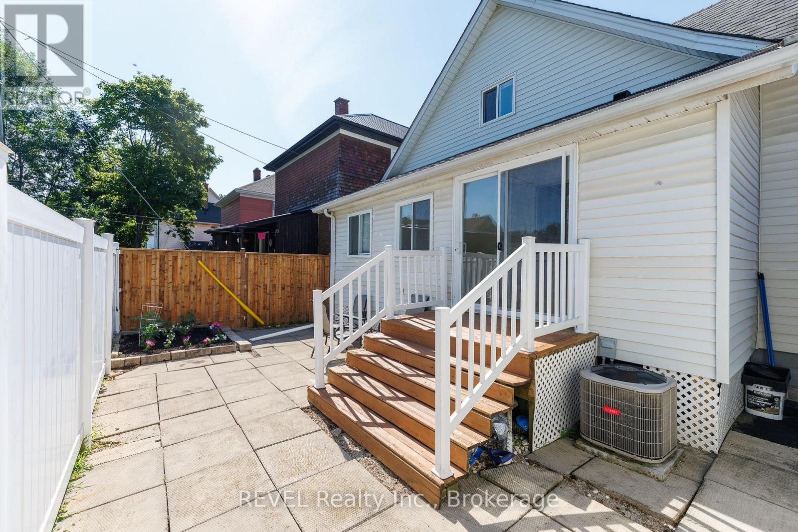 4991 Huron Street, Niagara Falls, Ontario  L2E 2J6 - Photo 24 - X13543126