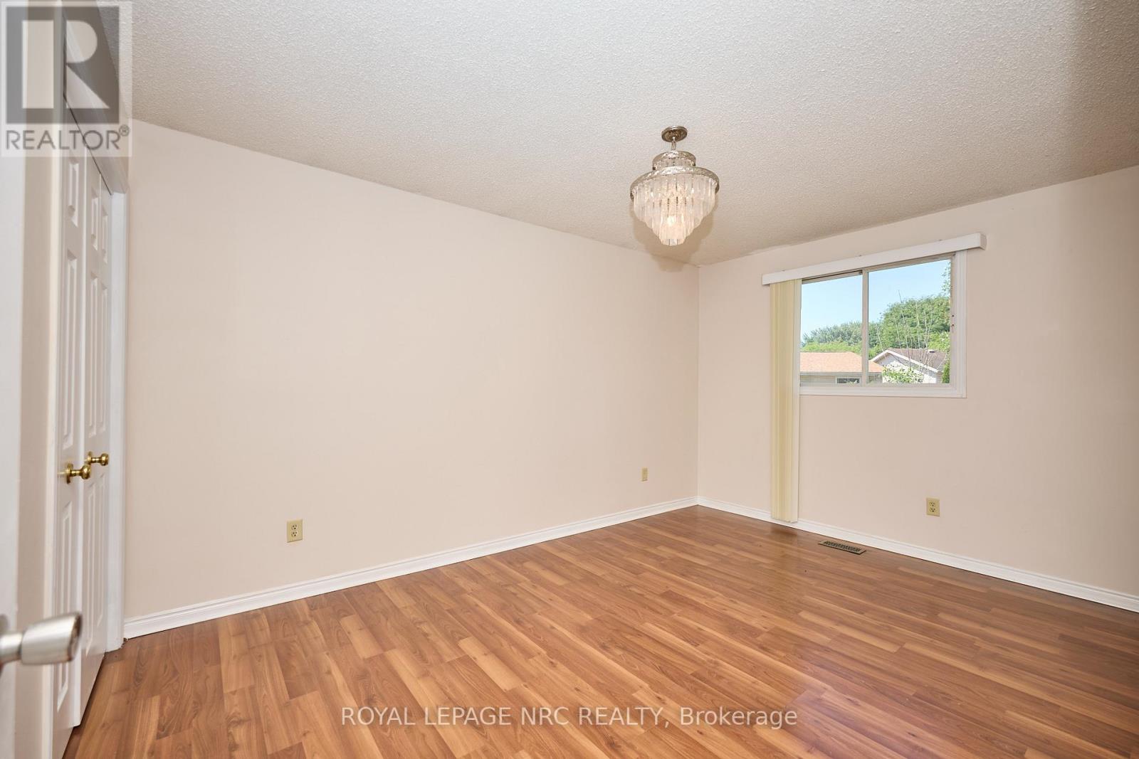6090 Crimson Drive, Niagara Falls, Ontario  L2G 7S5 - Photo 15 - X13544052