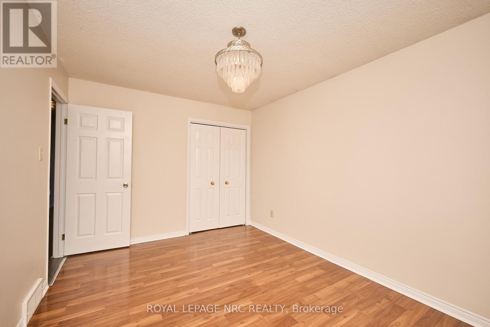 6090 Crimson Drive, Niagara Falls, Ontario  L2G 7S5 - Photo 16 - X13544052