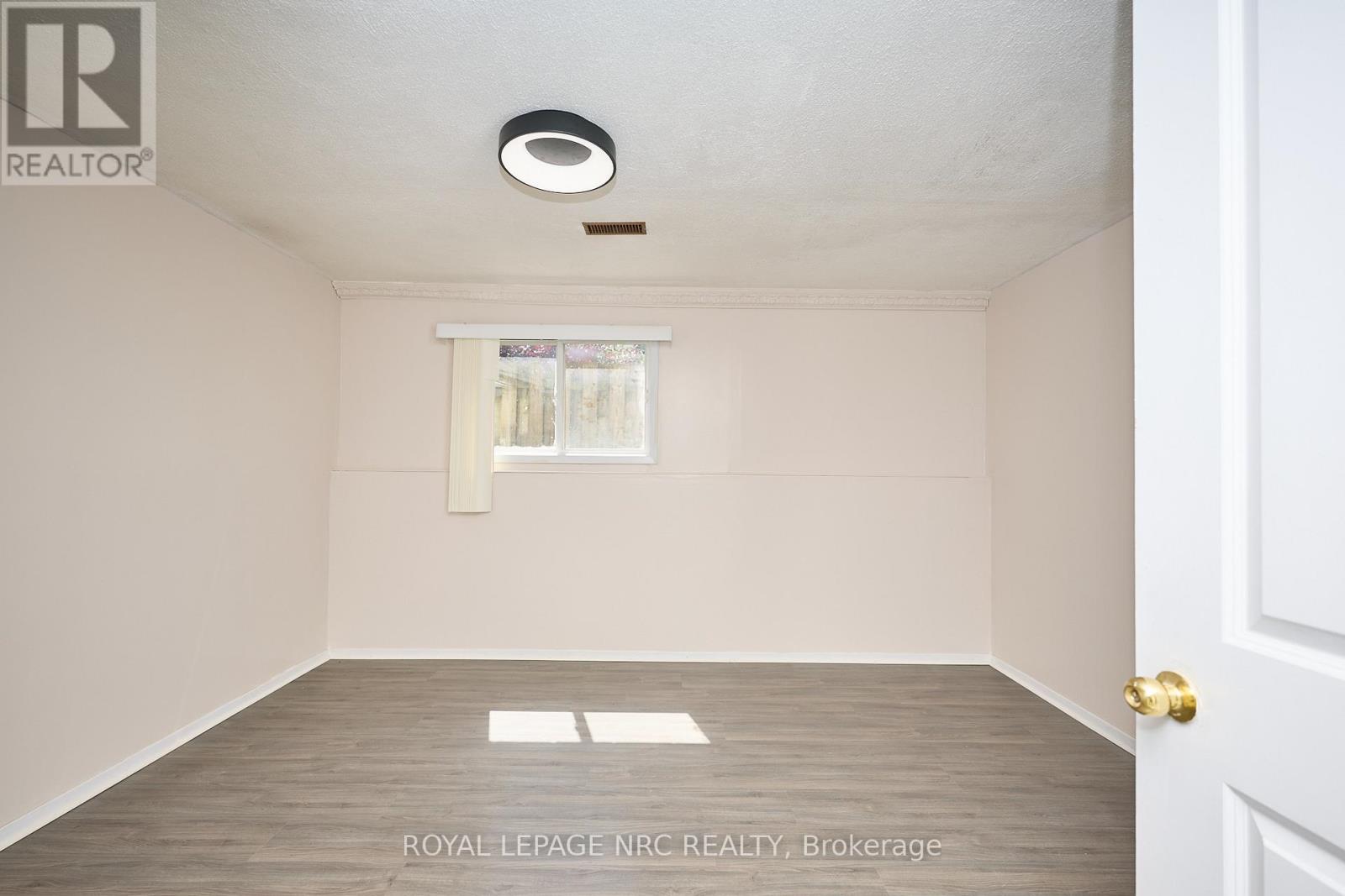 6090 Crimson Drive, Niagara Falls, Ontario  L2G 7S5 - Photo 22 - X13544052