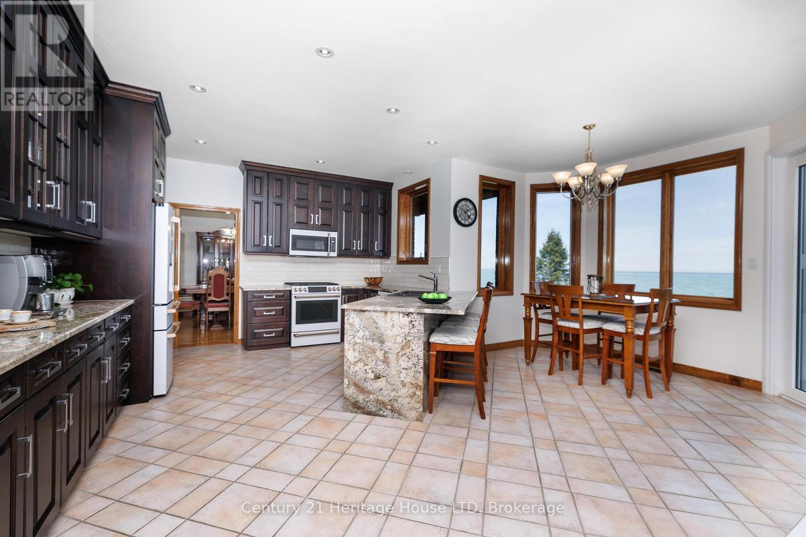 6 Jacob's Landing, Grimsby, Ontario  L3M 5G7 - Photo 10 - X13544166