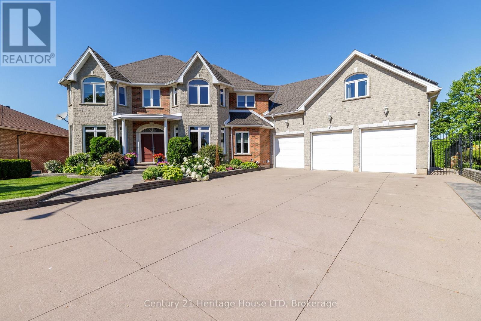 6 Jacob's Landing, Grimsby, Ontario  L3M 5G7 - Photo 3 - X13544166