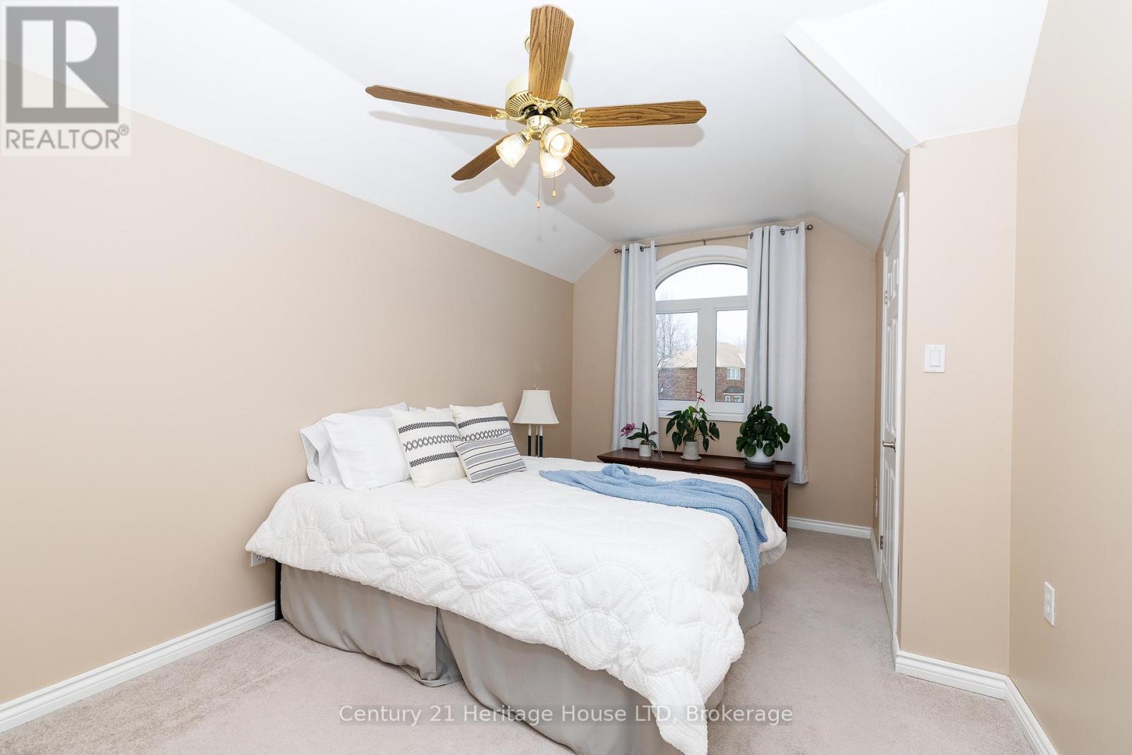 6 Jacob's Landing, Grimsby, Ontario  L3M 5G7 - Photo 35 - X13544166