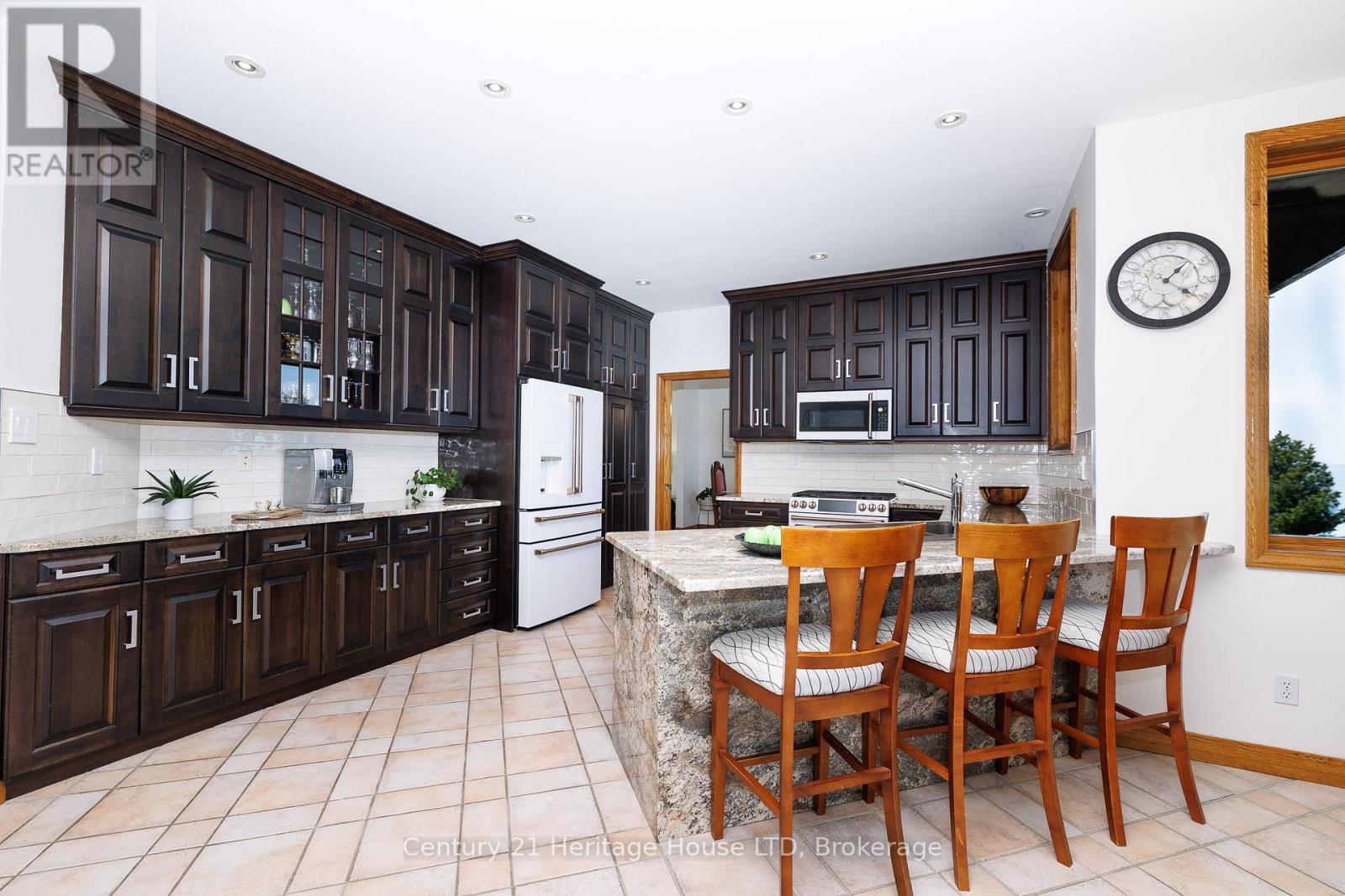 6 Jacob's Landing, Grimsby, Ontario  L3M 5G7 - Photo 8 - X13544166
