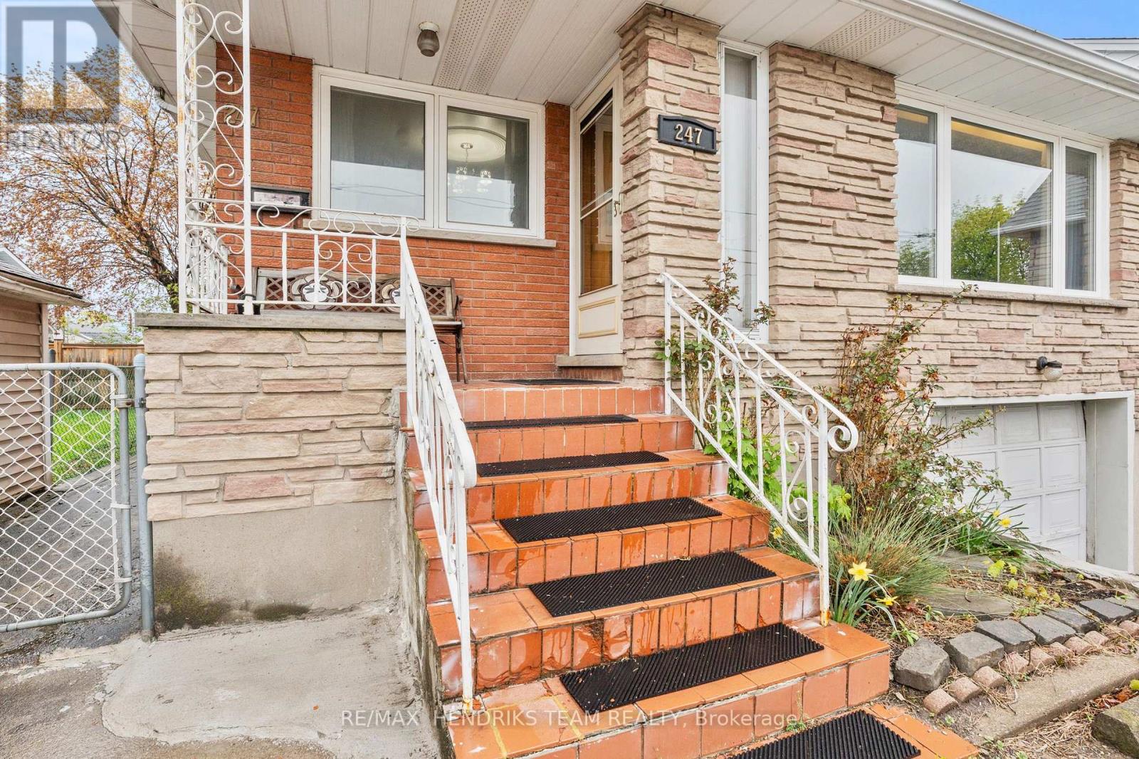 247 Grantham Avenue, St. Catharines, Ontario  L2M 4Z6 - Photo 3 - X13544830