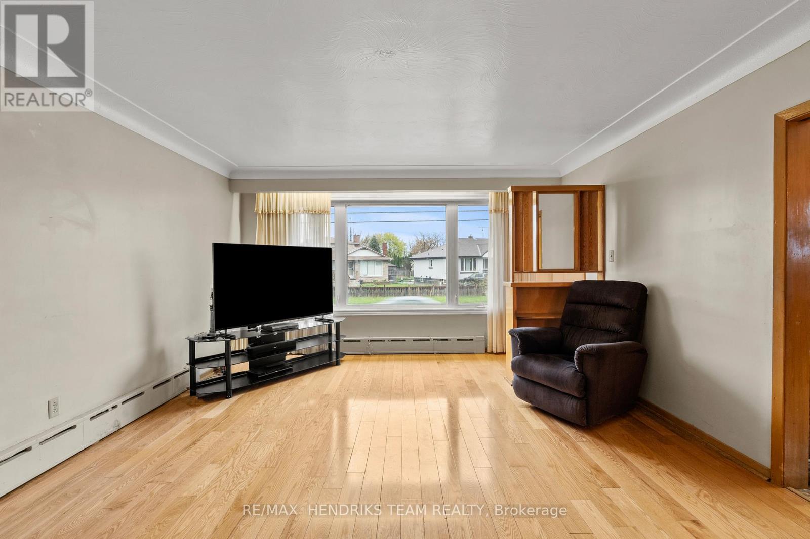 247 Grantham Avenue, St. Catharines, Ontario  L2M 4Z6 - Photo 5 - X13544830