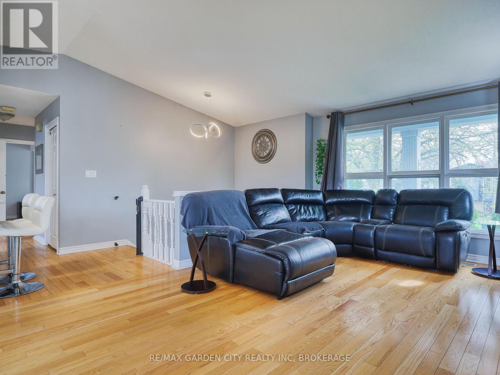 36 Rochelle Drive, St. Catharines, Ontario  L2M 6Y9 - Photo 11 - X13545206
