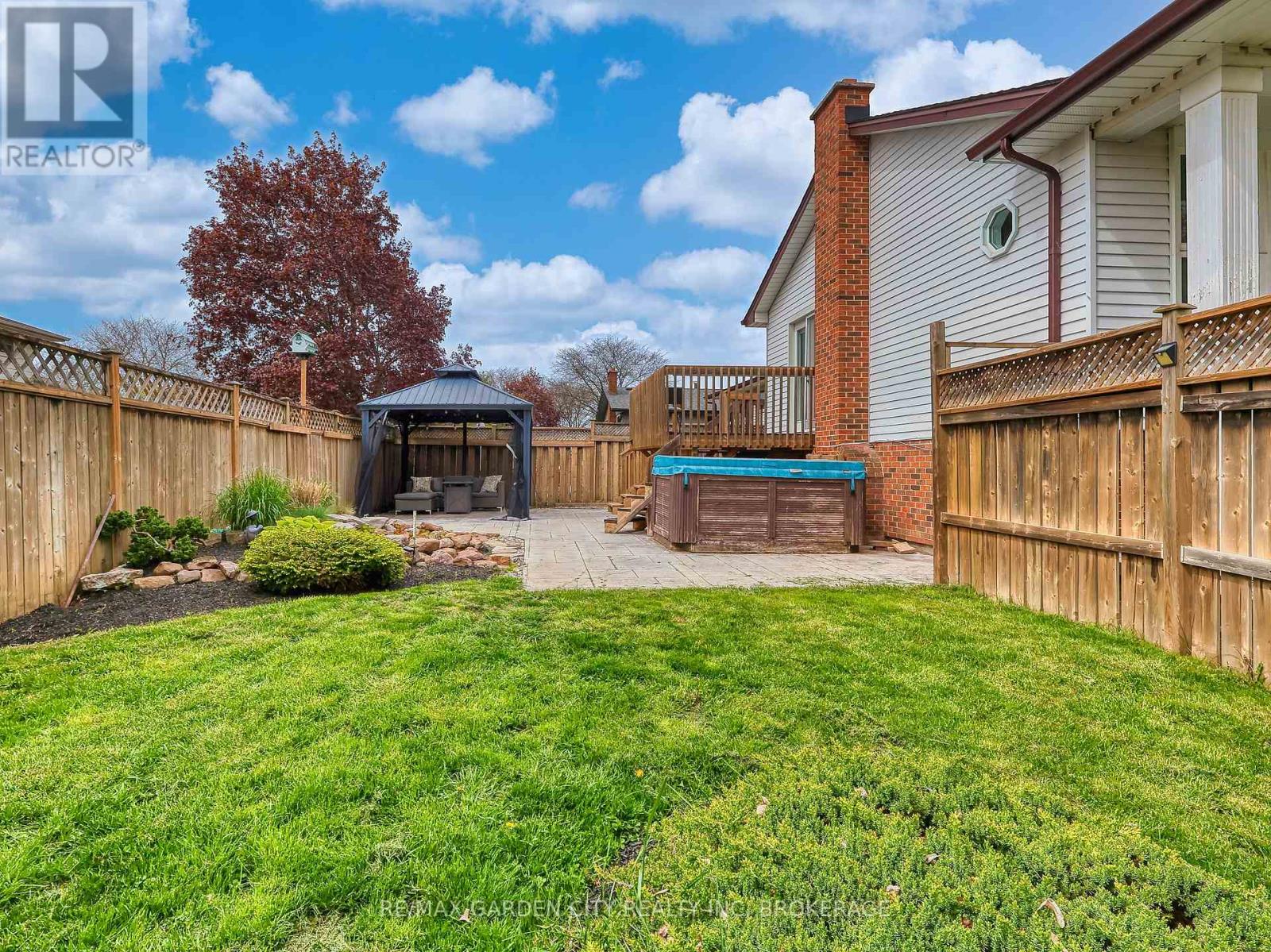 36 Rochelle Drive, St. Catharines, Ontario  L2M 6Y9 - Photo 5 - X13545206