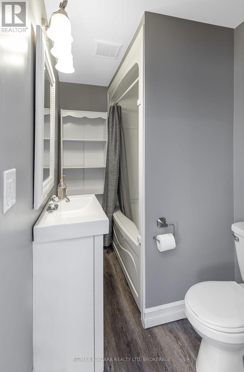 170 Hellems Avenue E, Welland, Ontario  L3B 3B4 - Photo 15 - X13546362