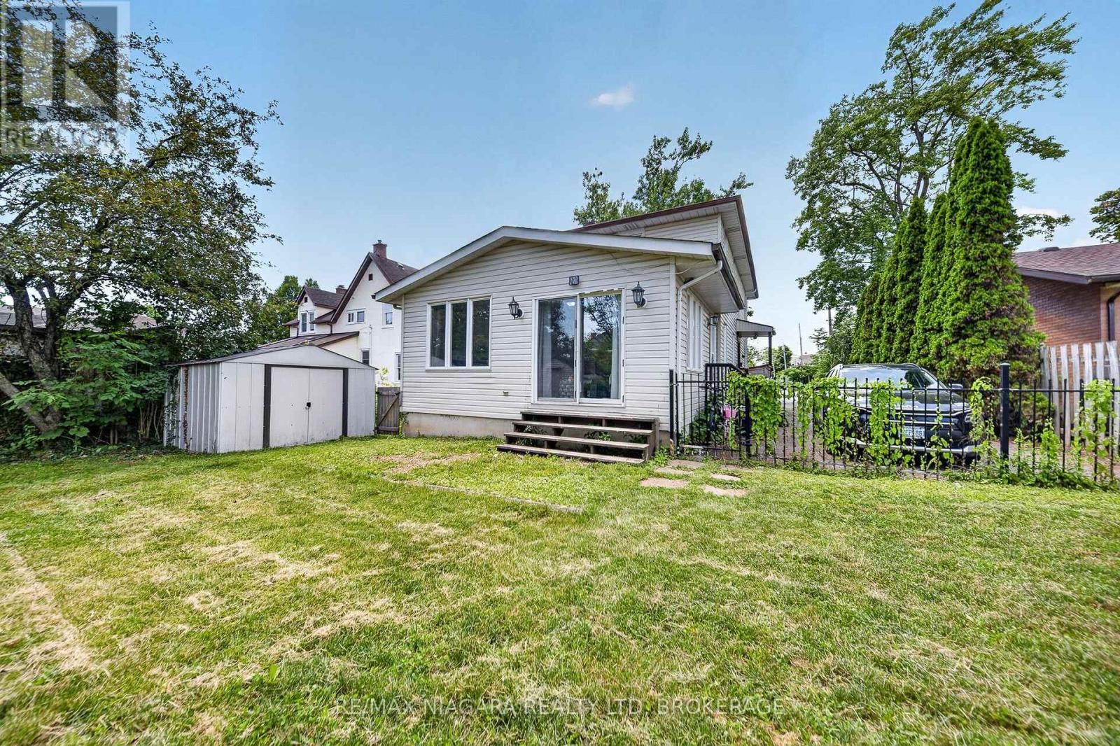 30 Shotwell Street, Welland, Ontario  L3C 1N8 - Photo 44 - X13546538