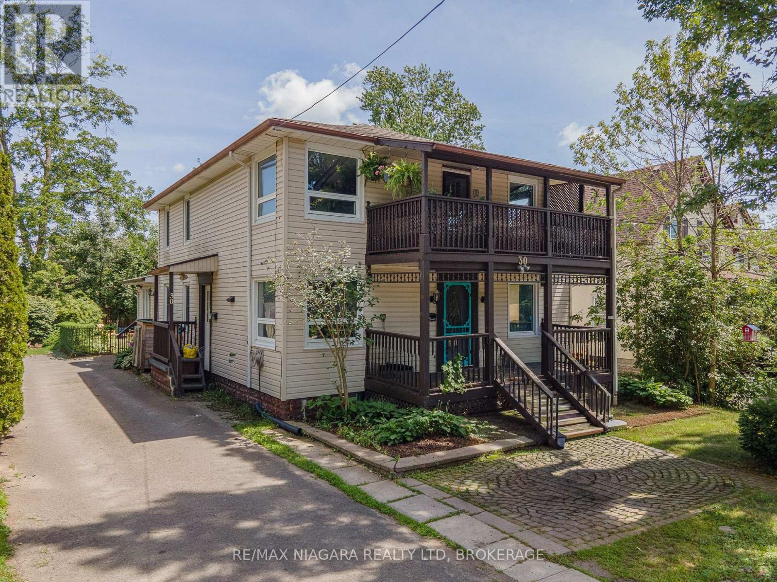30 SHOTWELL STREET, Welland, Ontario
