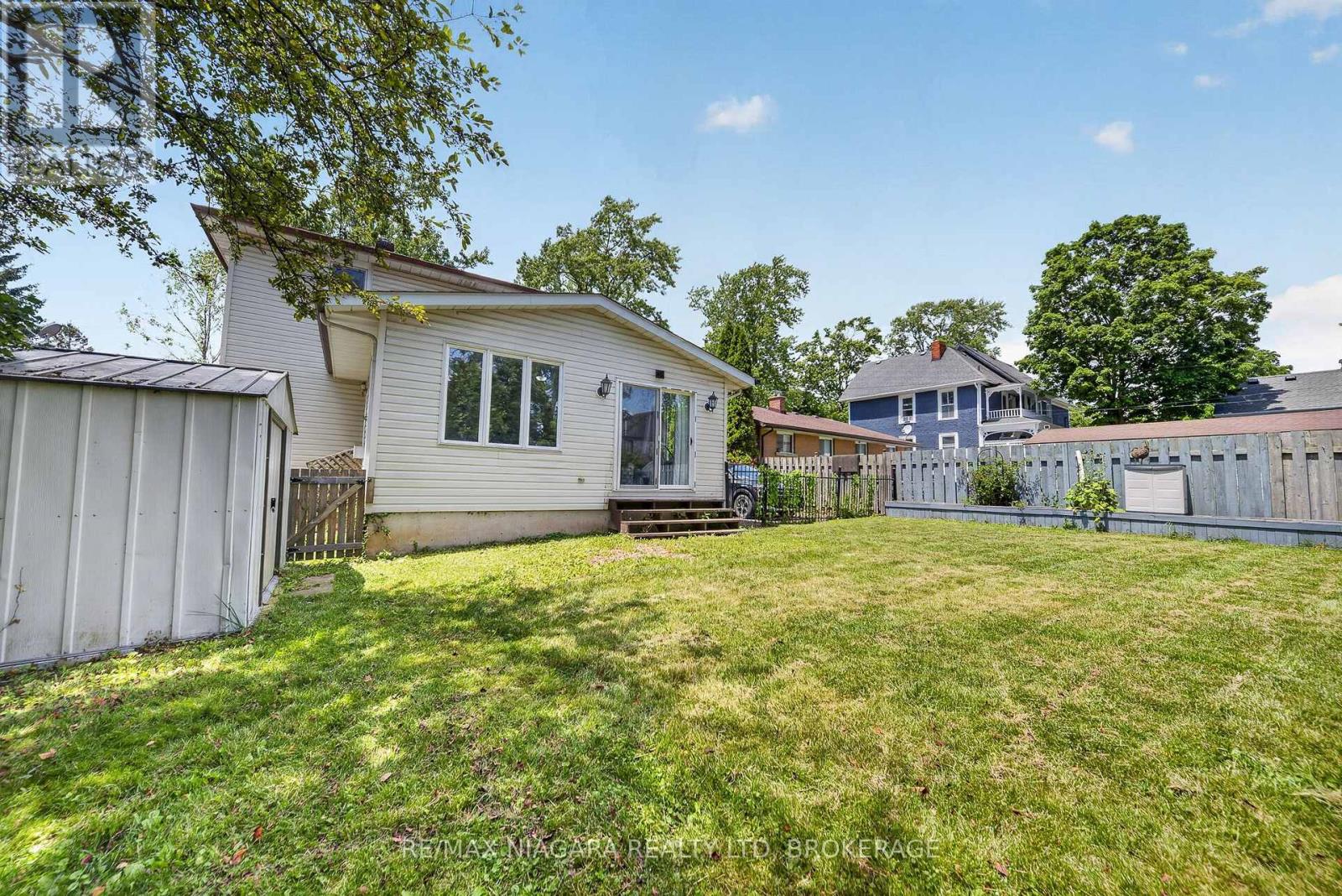 30 Shotwell Street, Welland, Ontario  L3C 1N8 - Photo 42 - X13546576
