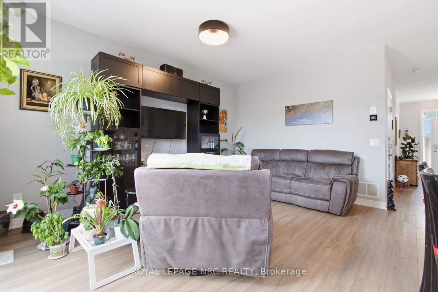 45 Wilkerson Street, Thorold, Ontario  L2V 0G4 - Photo 21 - X13546928