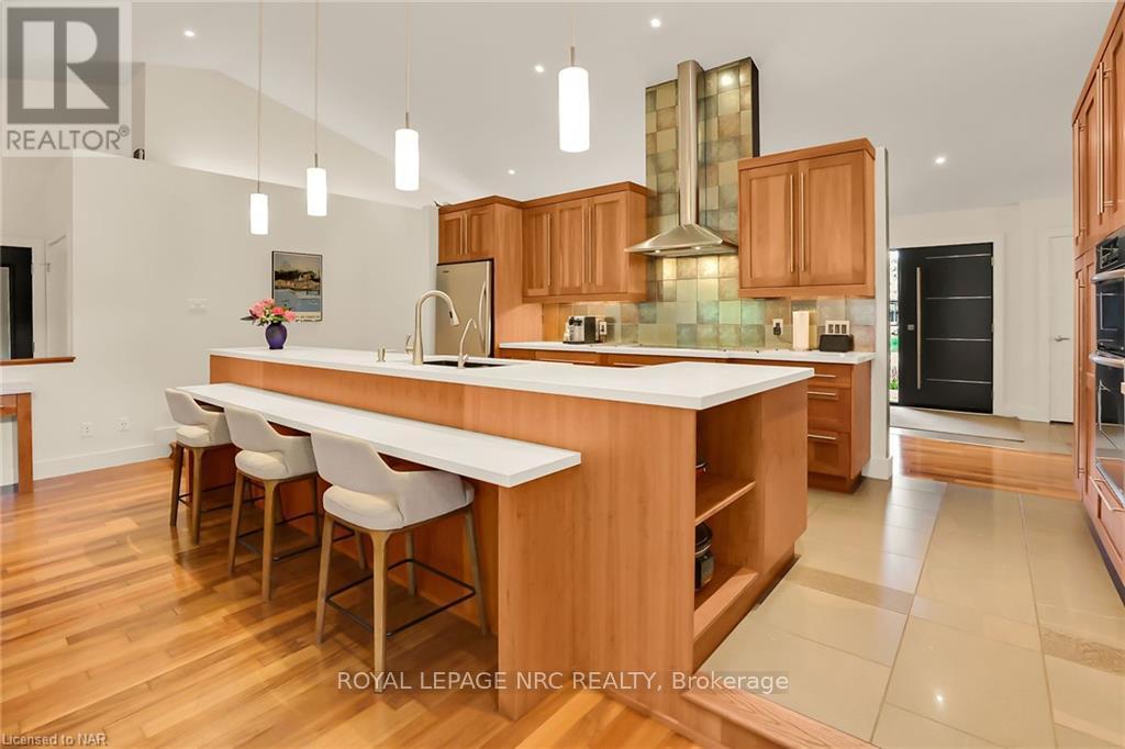 16 Spring Garden Boulevard, St. Catharines, Ontario  L2N 3P6 - Photo 12 - X13547746
