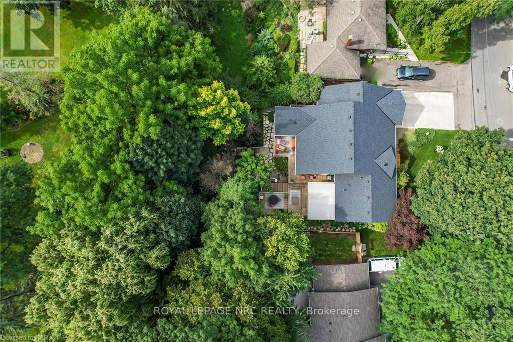 16 Spring Garden Boulevard, St. Catharines, Ontario  L2N 3P6 - Photo 3 - X13547746