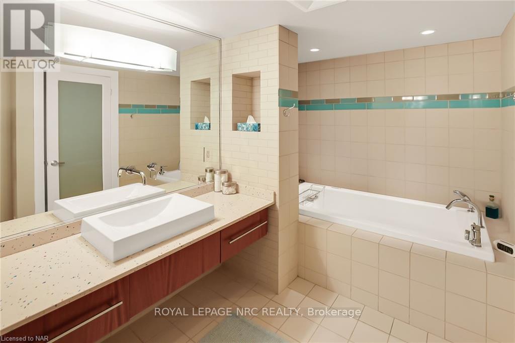 16 Spring Garden Boulevard, St. Catharines, Ontario  L2N 3P6 - Photo 35 - X13547746