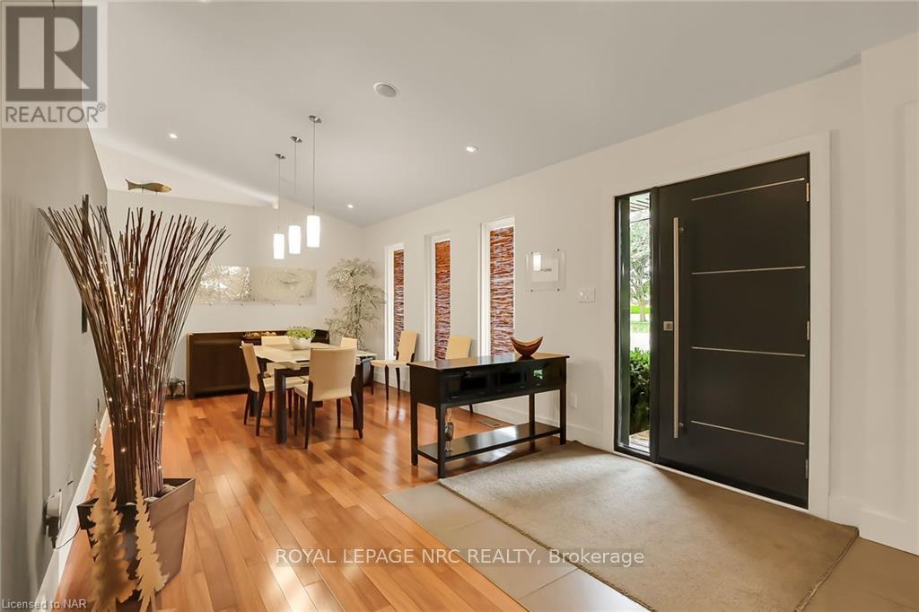 16 Spring Garden Boulevard, St. Catharines, Ontario  L2N 3P6 - Photo 4 - X13547746