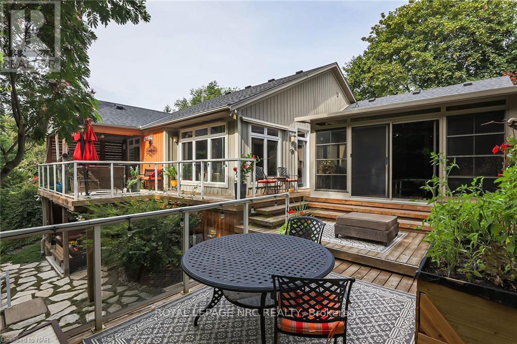 16 Spring Garden Boulevard, St. Catharines, Ontario  L2N 3P6 - Photo 50 - X13547746