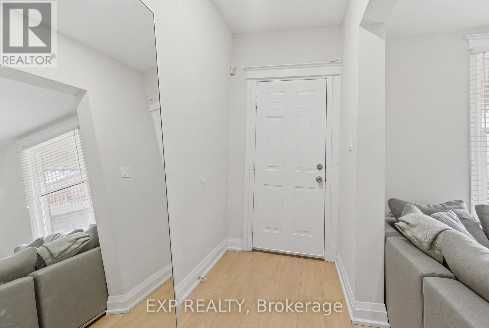191 Queen Street N, Hamilton, Ontario  L2E 7K8 - Photo 2 - X13548094
