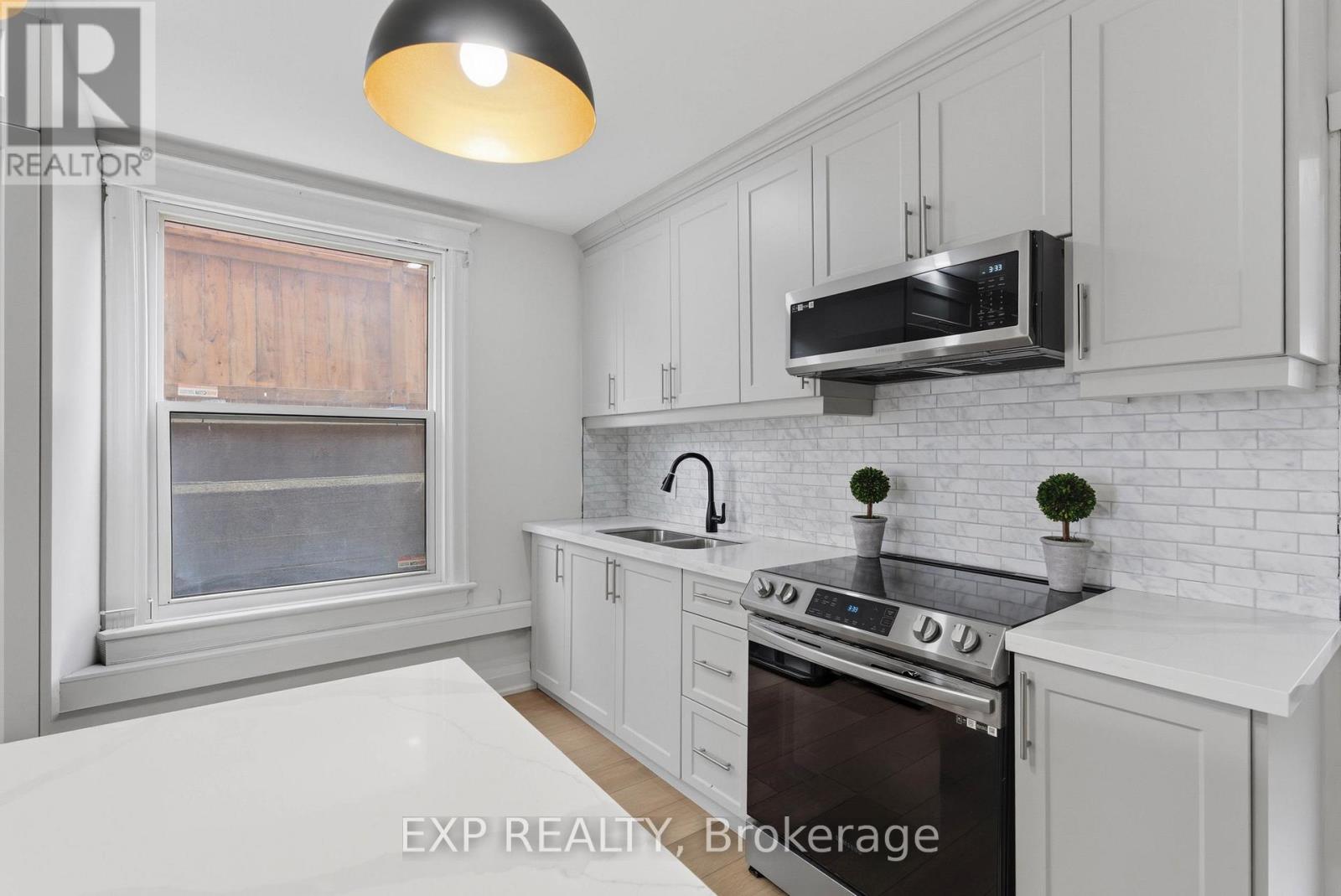 191 Queen Street N, Hamilton, Ontario  L2E 7K8 - Photo 5 - X13548094