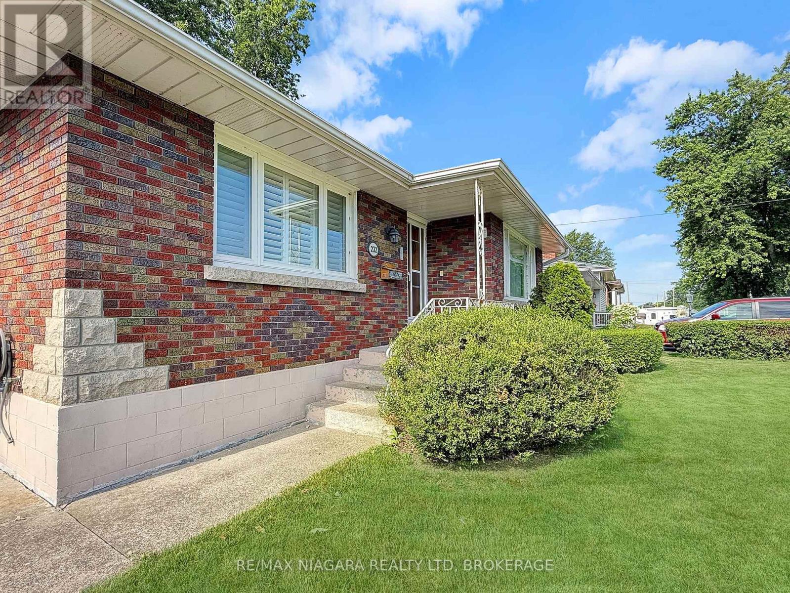 232 Walden Boulevard, Fort Erie, Ontario  L2A 1R8 - Photo 4 - X13548162