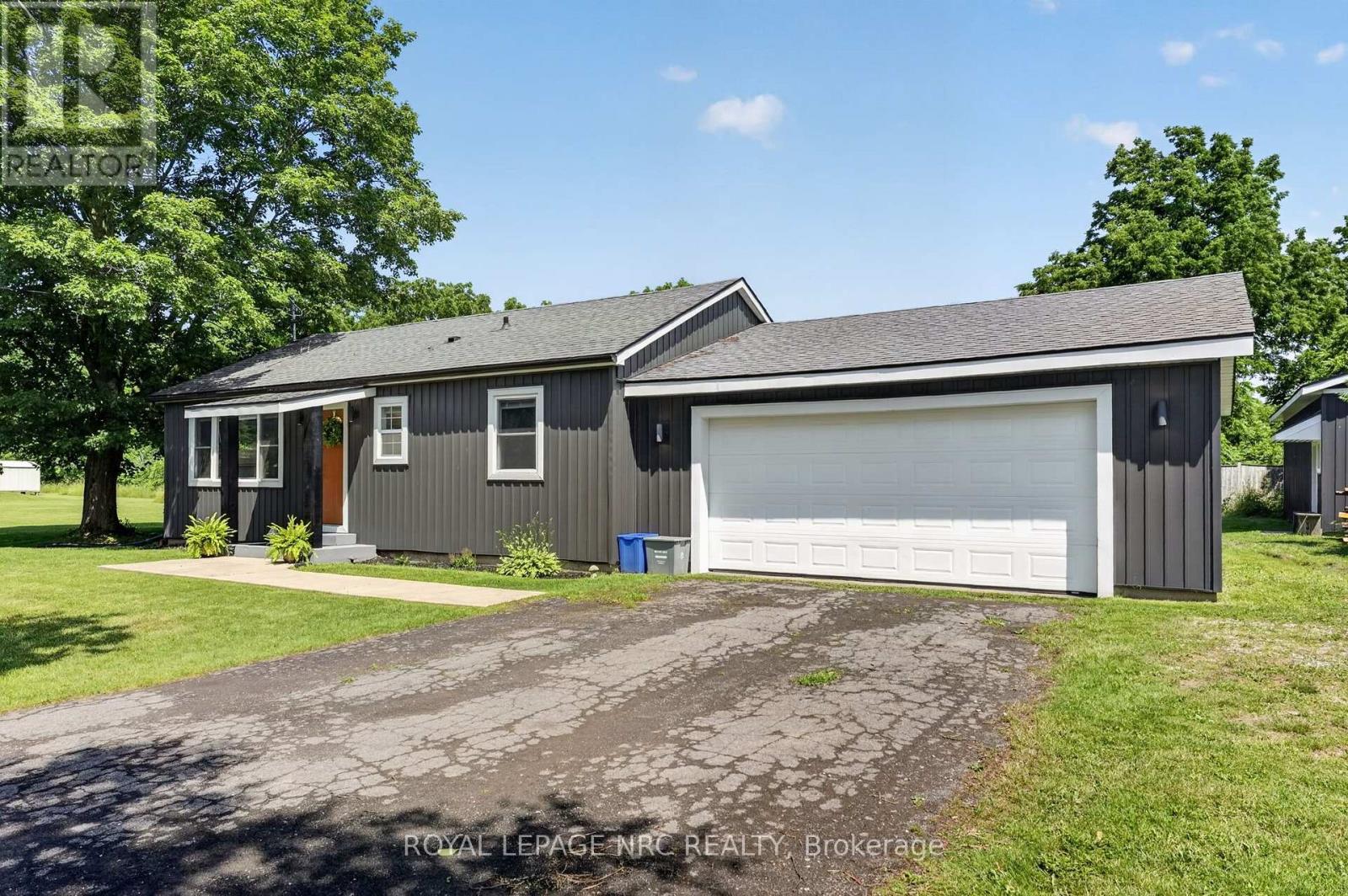 2944 Portage Trail, Fort Erie, Ontario  L0S 1N0 - Photo 2 - X13548932
