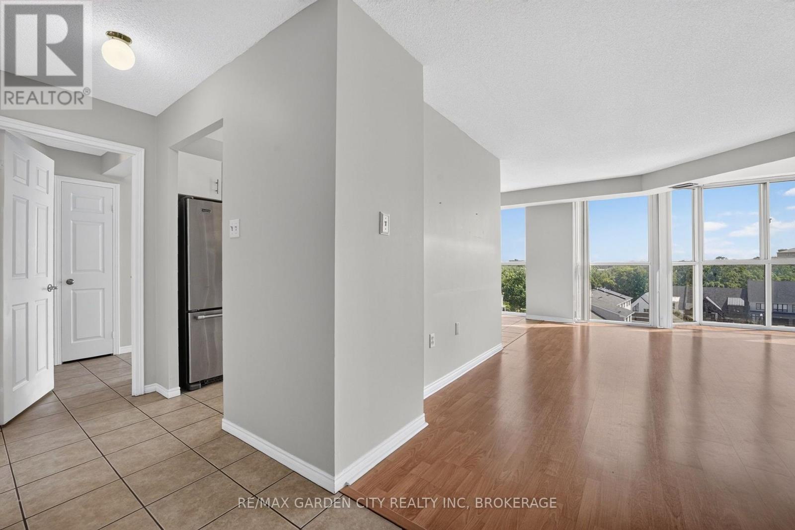 704 - 162 Martindale Road, St. Catharines, Ontario  L2S 3S4 - Photo 10 - X13549312