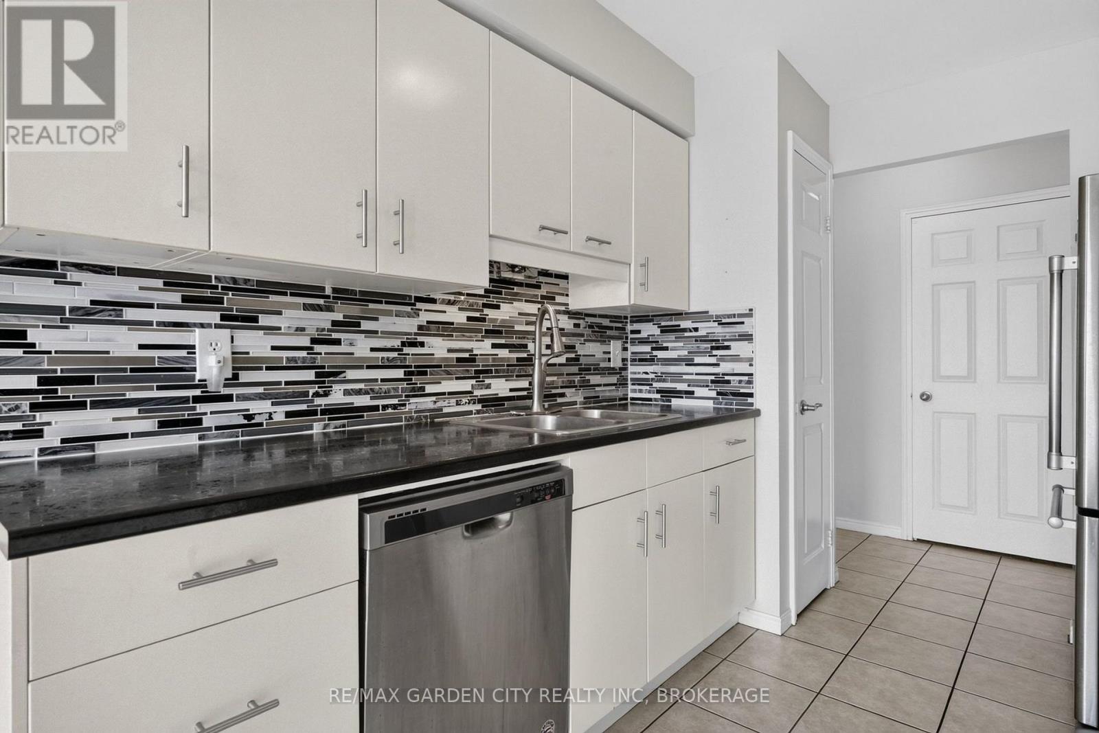 704 - 162 Martindale Road, St. Catharines, Ontario  L2S 3S4 - Photo 18 - X13549312