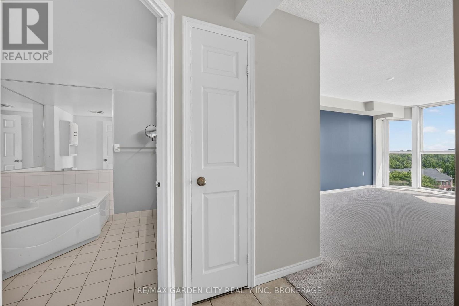 704 - 162 Martindale Road, St. Catharines, Ontario  L2S 3S4 - Photo 29 - X13549312