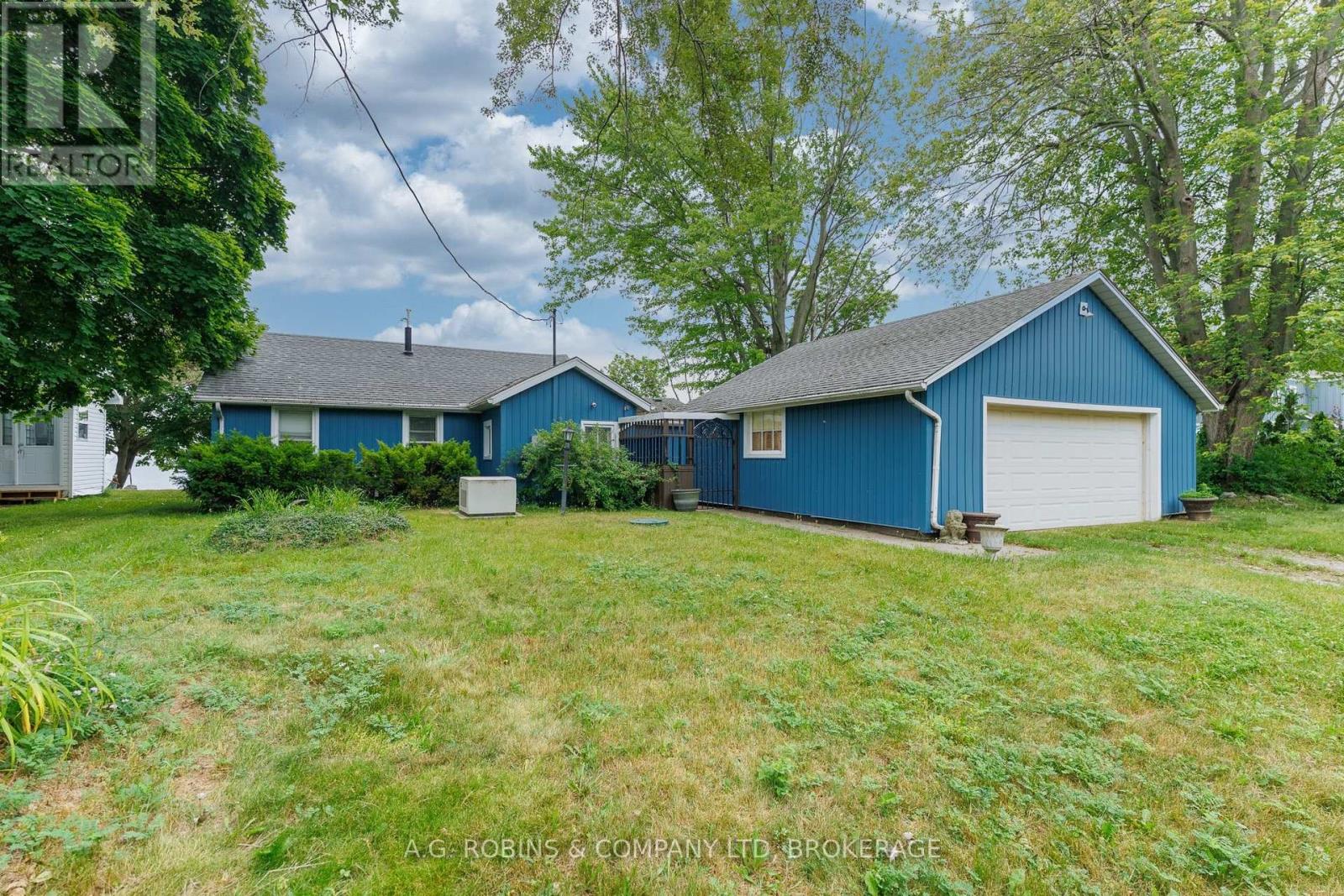 11251 Harbourview Road, Wainfleet, Ontario  L0S 1V0 - Photo 2 - X13549650
