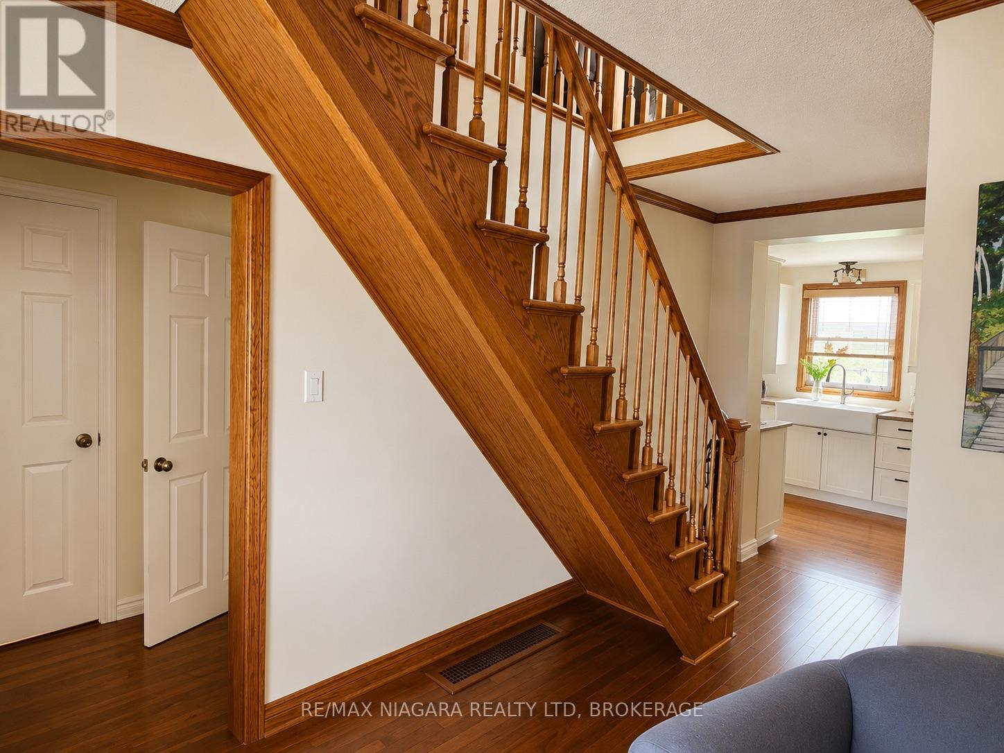 63 Sullivan Avenue, Thorold, Ontario  L2V 2Y7 - Photo 8 - X13549758