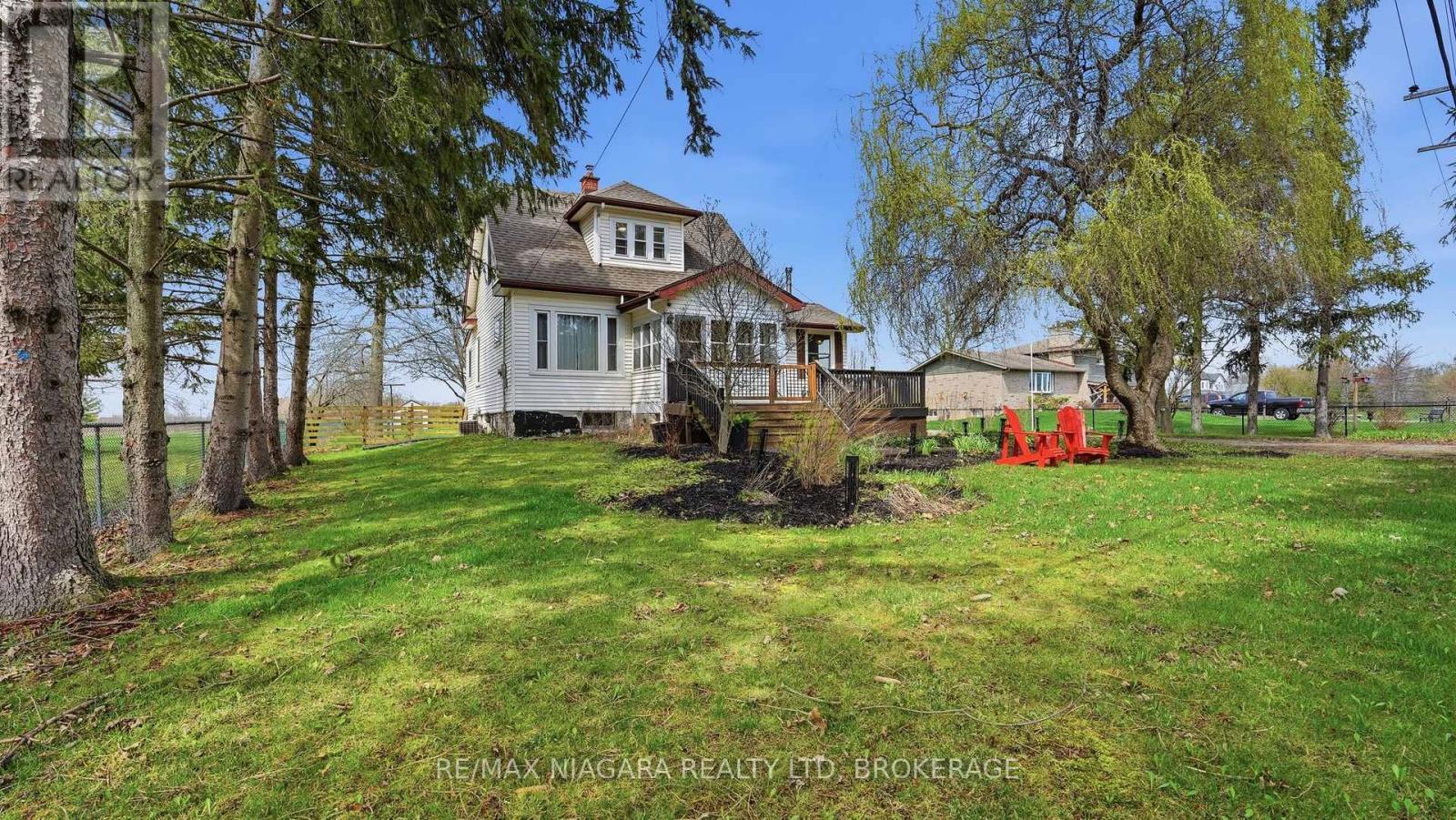 106 COLBORNE STREET, Welland, Ontario