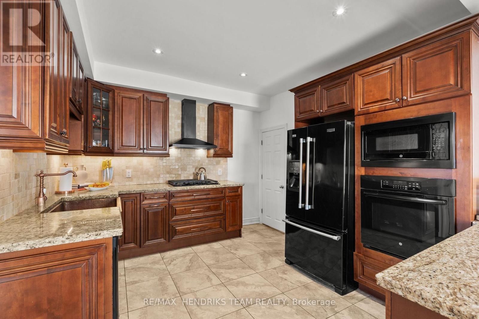 192 Wood Street E, Hamilton, Ontario  L8L 3Z1 - Photo 17 - X13550458