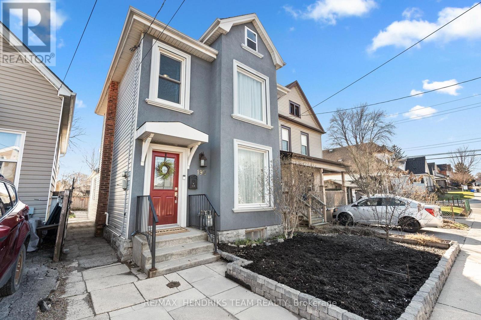 192 Wood Street E, Hamilton, Ontario  L8L 3Z1 - Photo 2 - X13550458