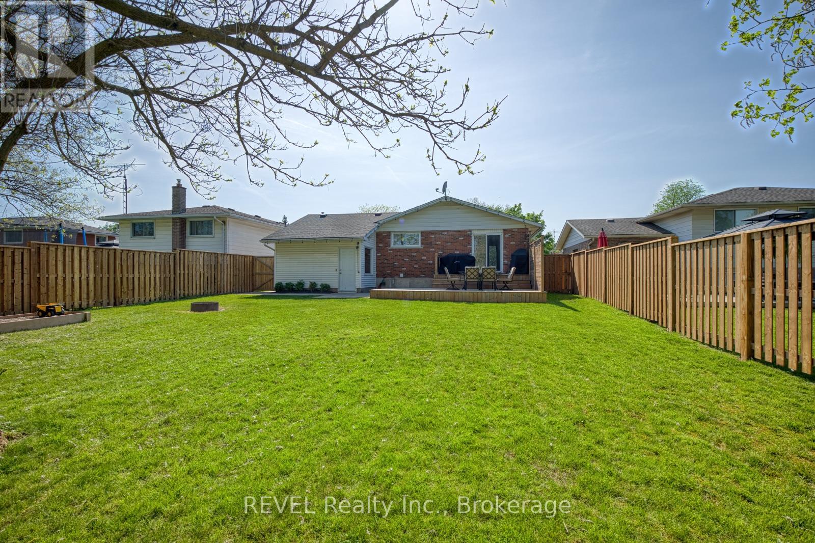 92 Royal Oak Drive, Welland, Ontario  L3C 5V9 - Photo 43 - X13551114