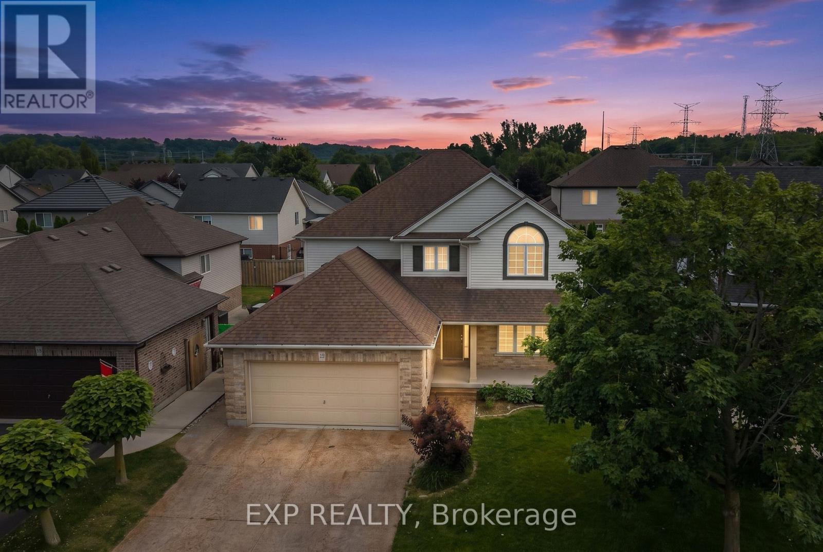 18 Briarwood Drive, St. Catharines, Ontario  L2S 4A7 - Photo 2 - X13551386