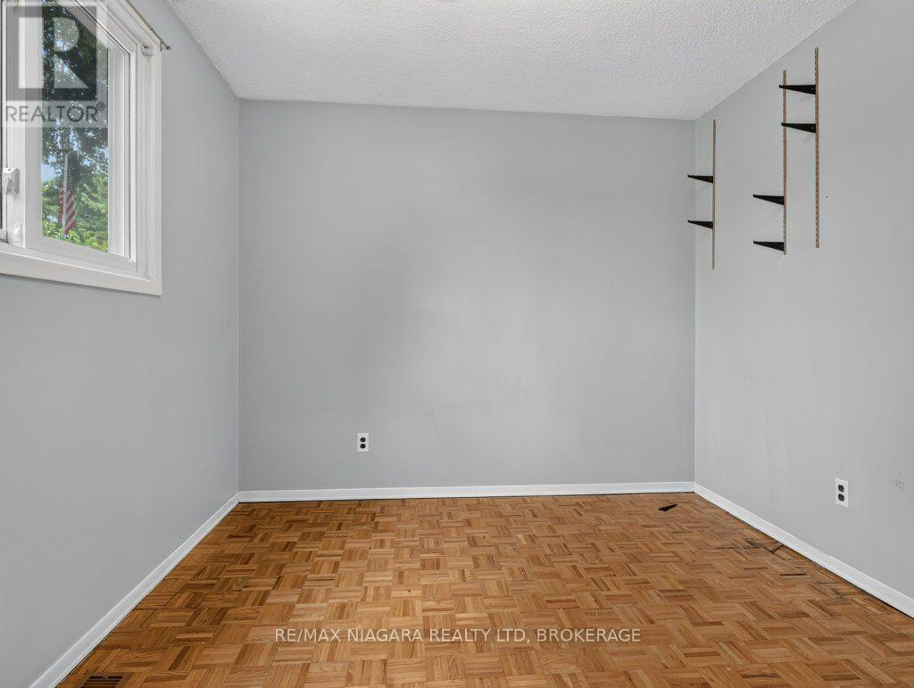 6127 Strohan Street, Niagara Falls, Ontario  L2J 3J3 - Photo 21 - X13552318