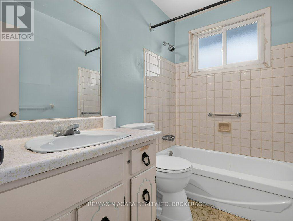6127 Strohan Street, Niagara Falls, Ontario  L2J 3J3 - Photo 25 - X13552318