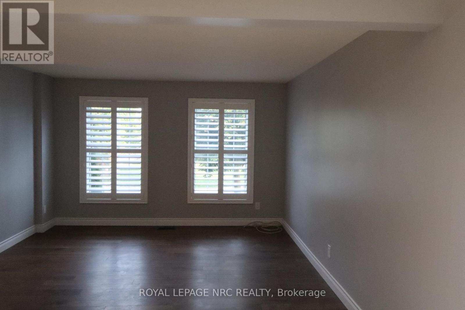 7689 Trackview Street, Niagara Falls, Ontario  L2H 2Z6 - Photo 8 - X13552330