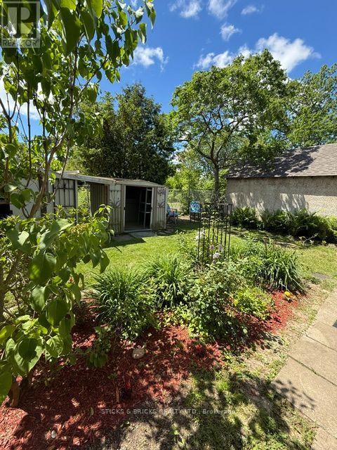 12 Cross Street, St. Catharines, Ontario  L2R 2W5 - Photo 12 - X13553060