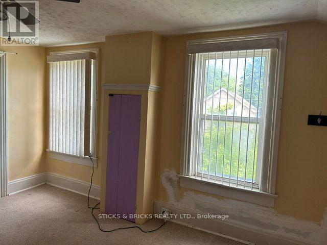 12 Cross Street, St. Catharines, Ontario  L2R 2W5 - Photo 21 - X13553060