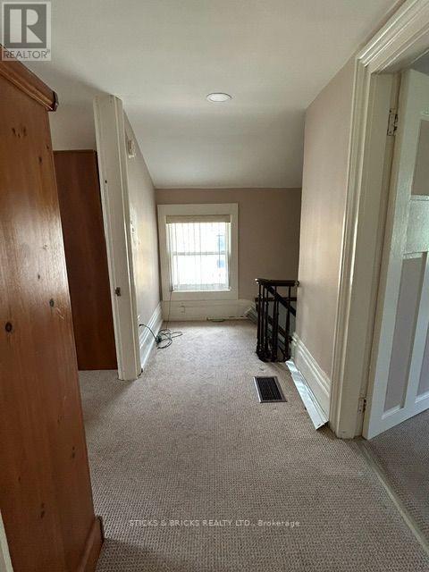 12 Cross Street, St. Catharines, Ontario  L2R 2W5 - Photo 23 - X13553060
