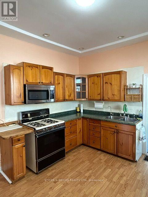 12 Cross Street, St. Catharines, Ontario  L2R 2W5 - Photo 29 - X13553060