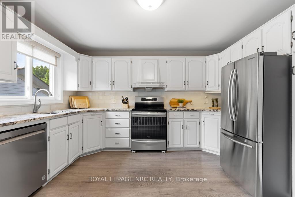 153 Main Street, St. Catharines, Ontario  L2N 4V6 - Photo 10 - X13553148