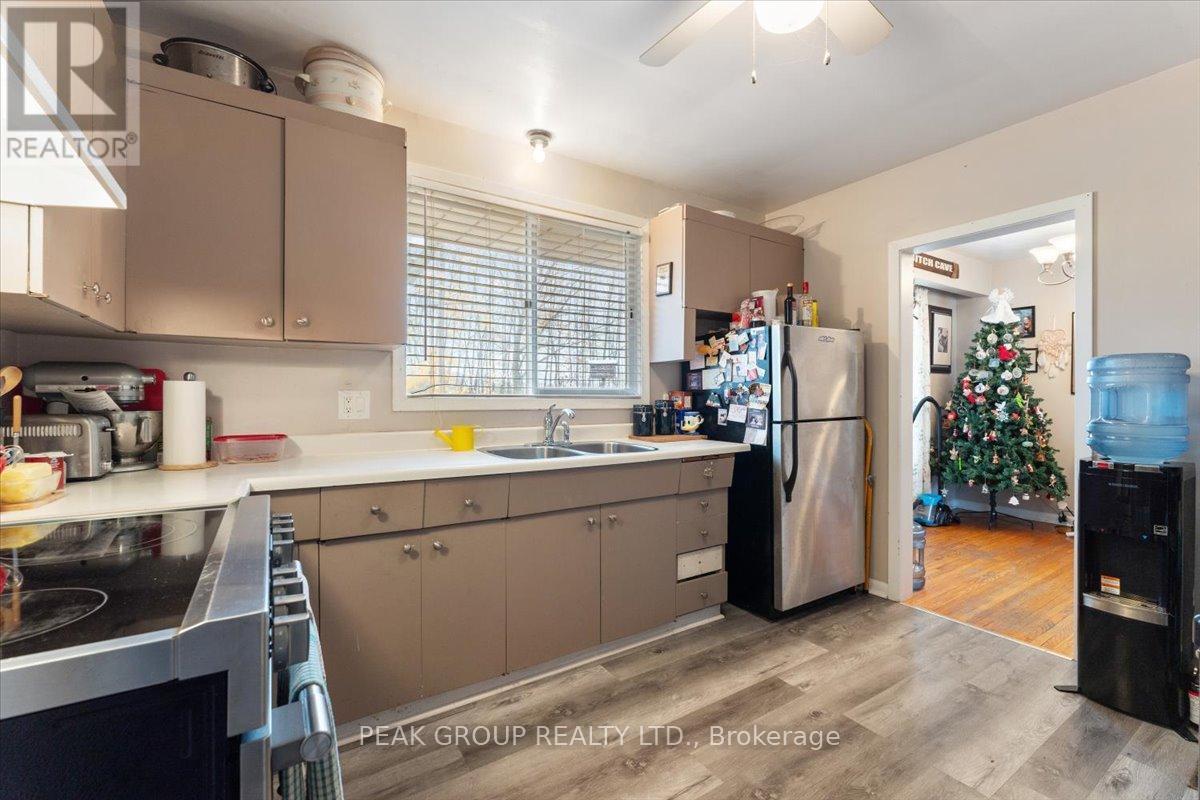 18 Karen Crescent, Welland, Ontario  L3C 2Y6 - Photo 6 - X13553194