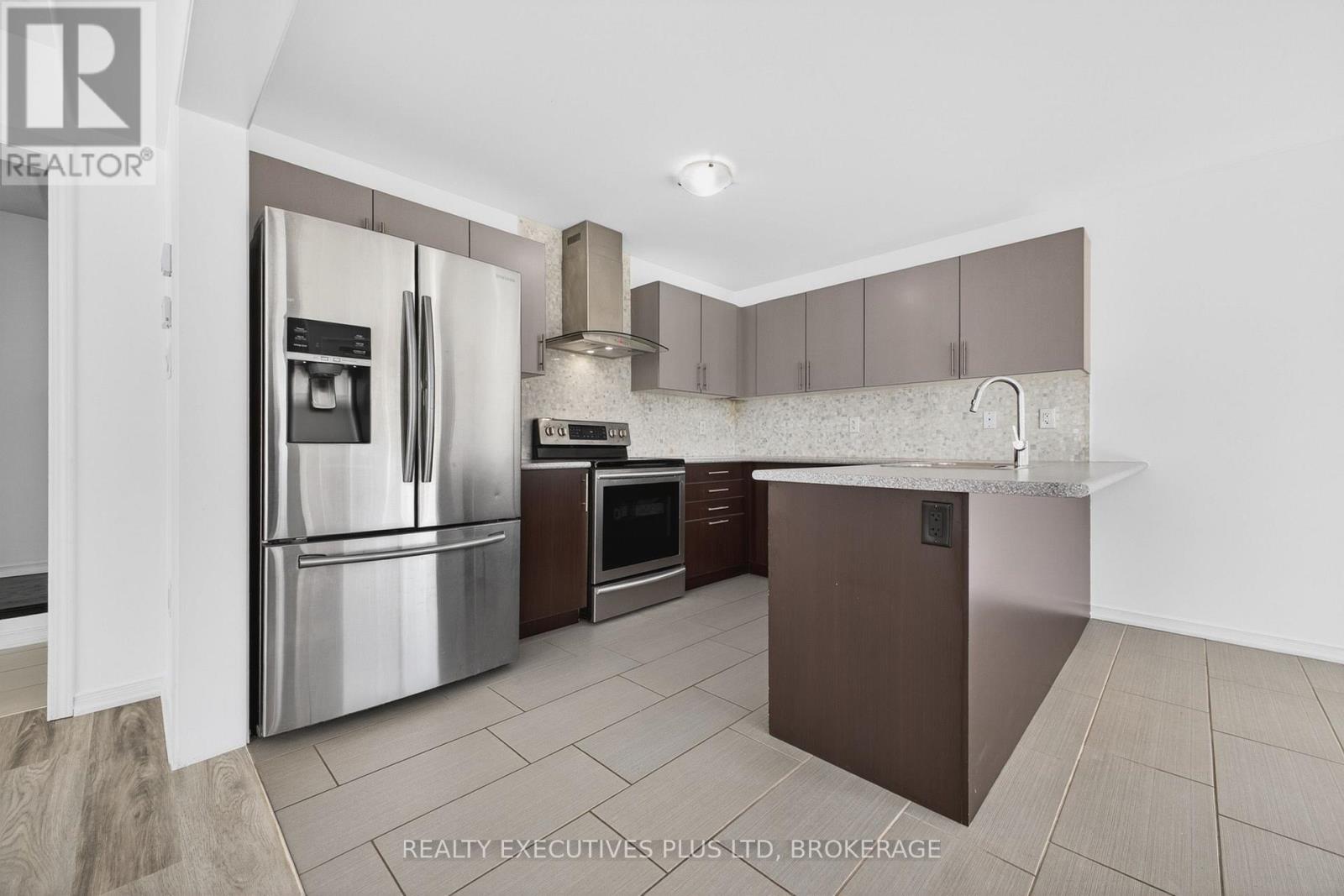 7829 Buckeye Crescent, Niagara Falls, Ontario  L2H 0P1 - Photo 19 - X13553310