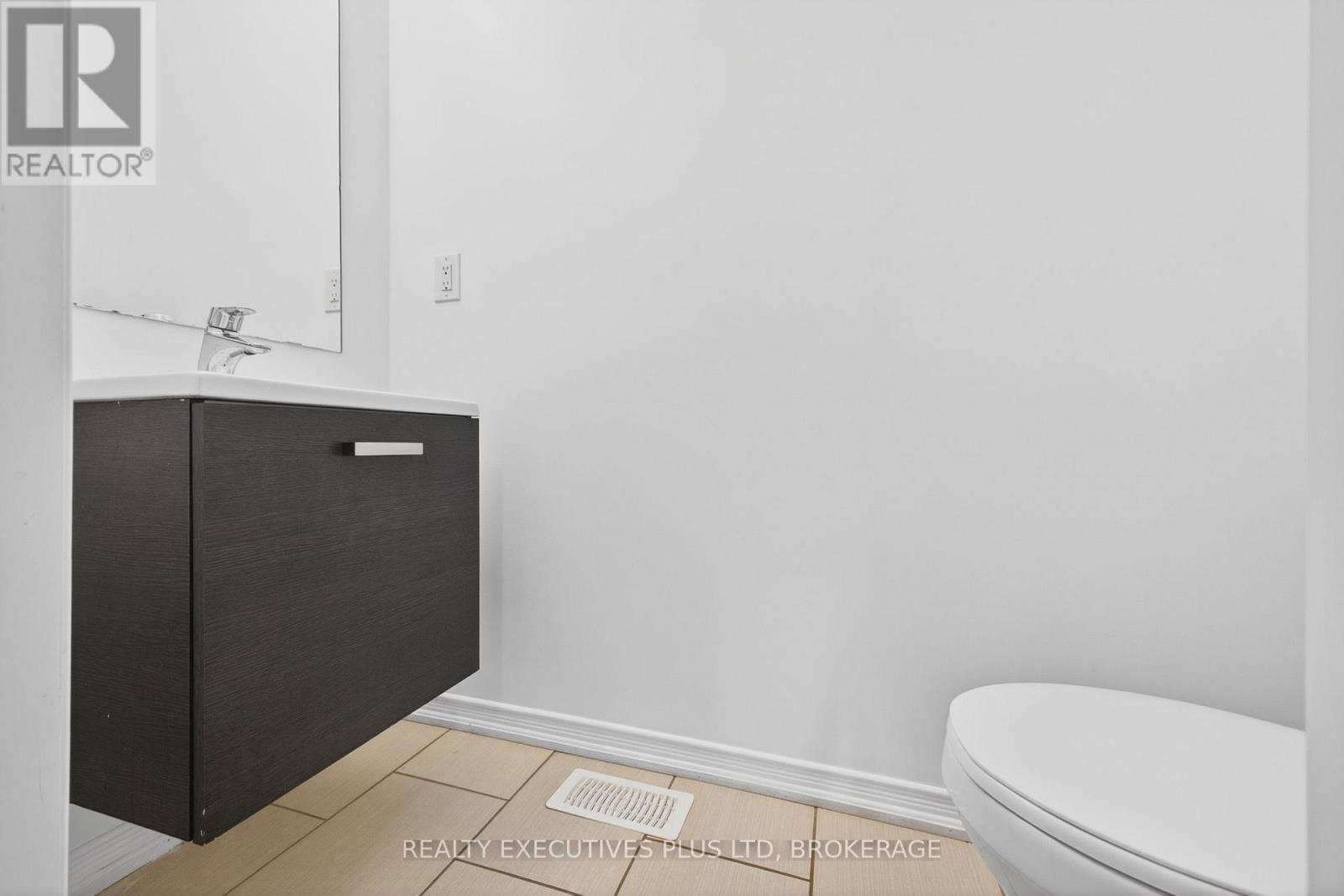 7829 Buckeye Crescent, Niagara Falls, Ontario  L2H 0P1 - Photo 21 - X13553310