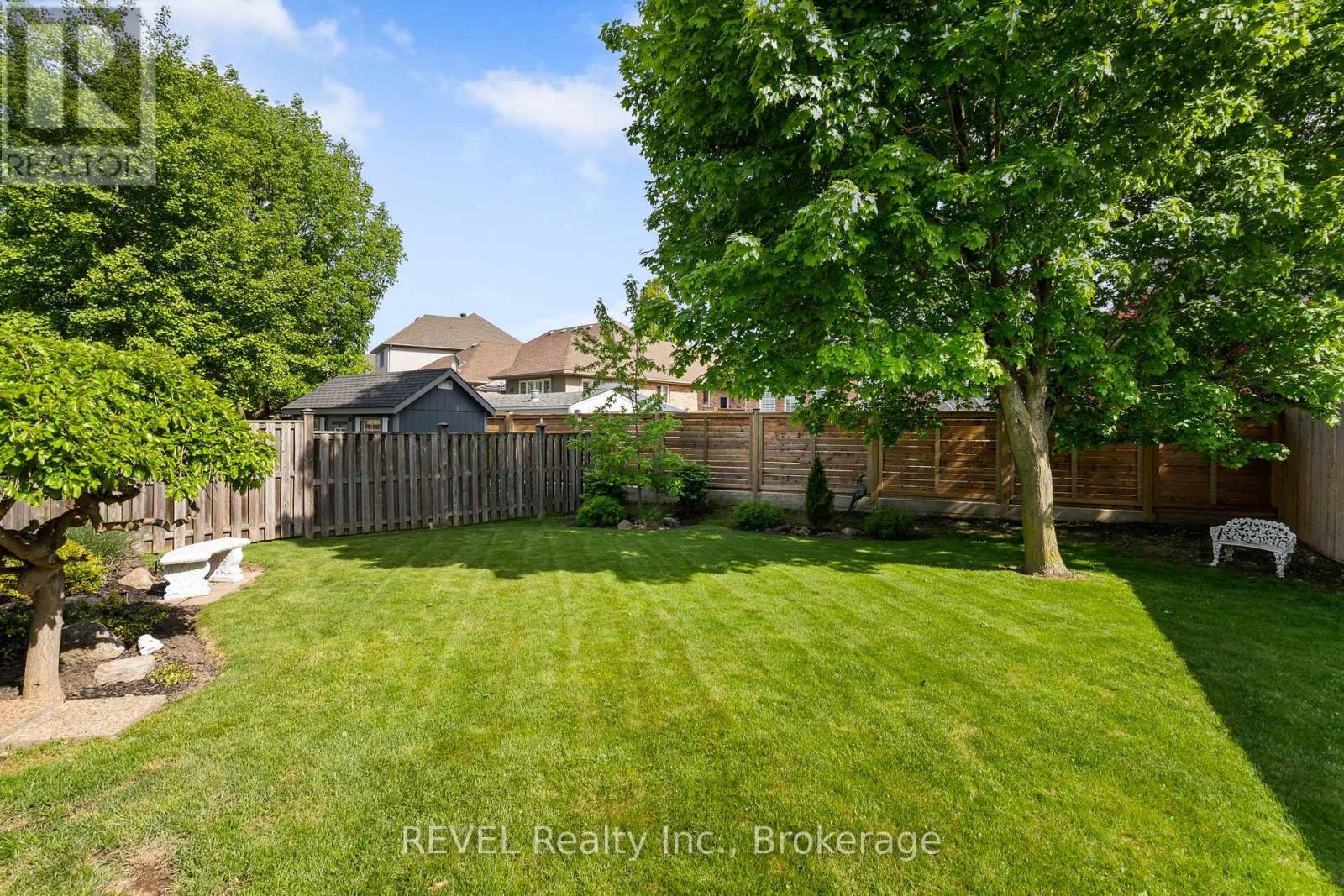 16 Maracay Way, St. Catharines, Ontario  L2W 1C5 - Photo 33 - X13555082