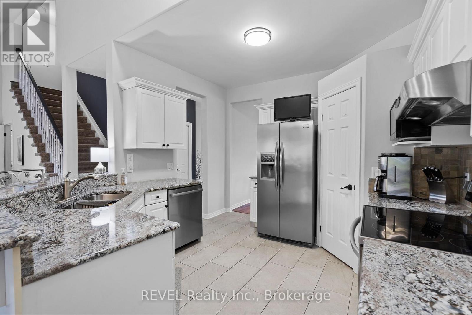 16 Maracay Way, St. Catharines, Ontario  L2W 1C5 - Photo 9 - X13555082